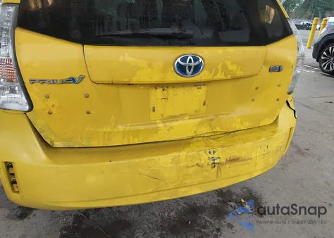 2013 Toyota Prius V Three из США, поврежденный, VIN JTDZN3EU1D3288024